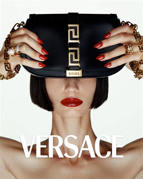 versace christmas 2022